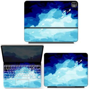 Fish Traces in Blue Sea